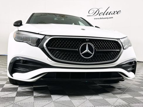 Used 2024 Mercedes-Benz E 350 4MATIC Sedan image 28