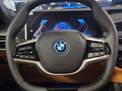 New 2025 BMW i4 xDrive40i w/ Premium Package image 11