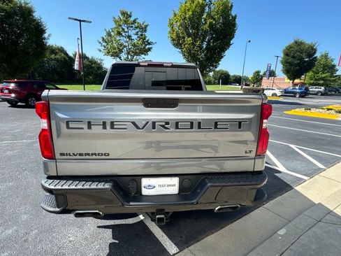 Used 2021 Chevrolet Silverado 1500 LT Trail Boss w/ Convenience Package II AWD/4WD image 9