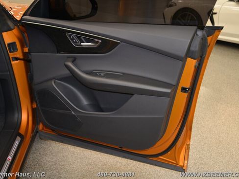 Used 2021 Audi Q8 Premium Plus w/ Premium Plus Package image 43