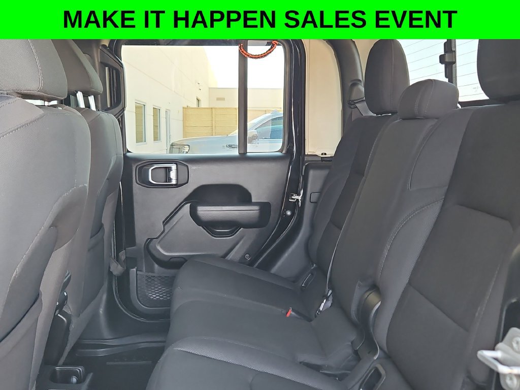 Used 2022 Jeep Gladiator Sport AWD/4WD image 13