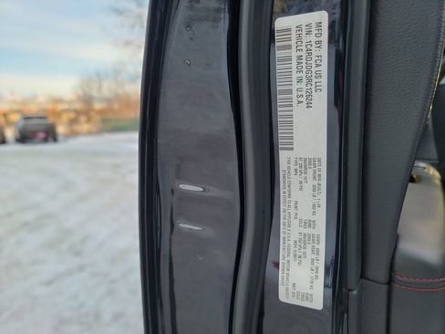 Used 2024 Dodge Durango GT image 25