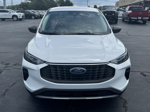 Used 2024 Ford Escape Active AWD/4WD image 3