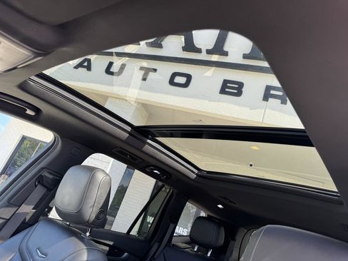 Used 2020 Cadillac XT6 Premium Luxury FWD image 28