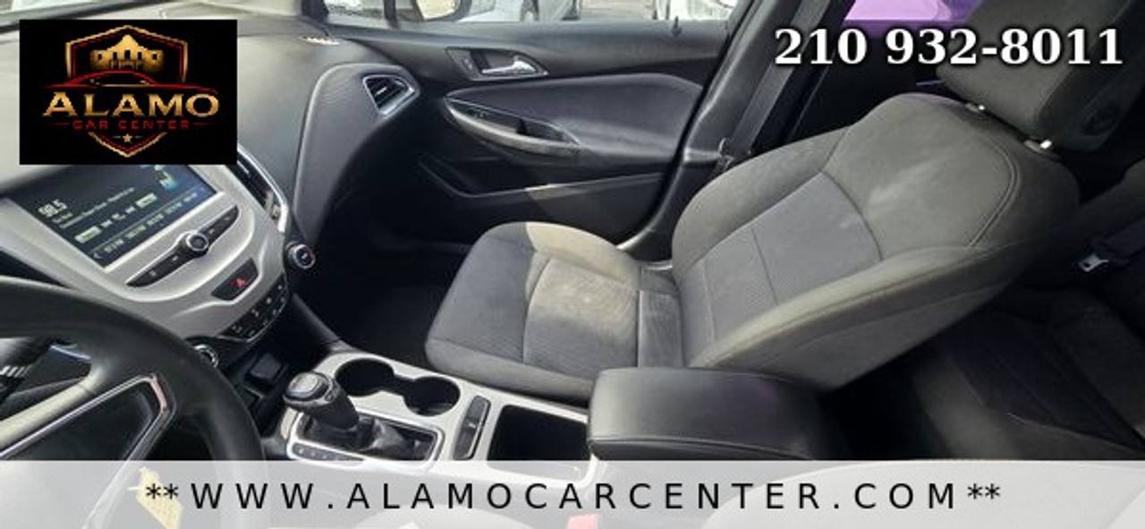 Used 2018 Chevrolet Cruze LS FWD image 32