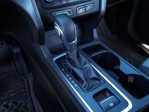 Used 2018 Ford Escape SE image 31