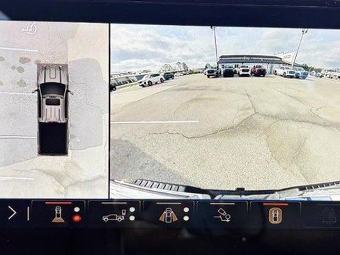 Used 2025 GMC Sierra 2500 Denali Ultimate w/ Max Trailering Package image 29