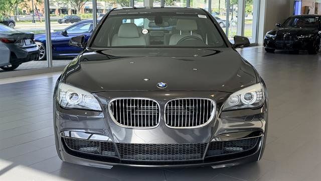 Used 2012 BMW 750i RWD image 3