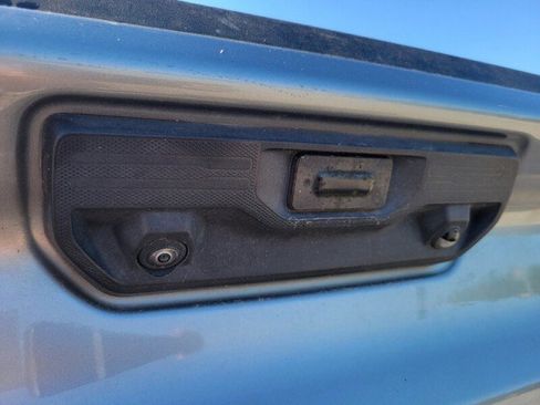 Used 2024 Chevrolet Silverado 1500 LT RWD image 6