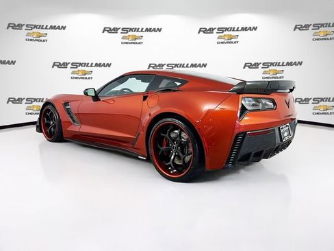 Used 2016 Chevrolet Corvette Z06 w/ 3LZ Preferred Equipment Group RWD image 5