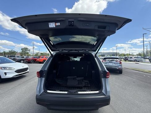 Used 2025 Toyota Grand Highlander AWD Hybrid image 24