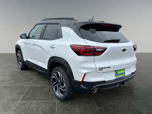 New 2025 Chevrolet TrailBlazer RS w/ Convenience Package image 5