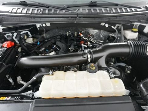 Used 2024 Lincoln Navigator L Reserve AWD/4WD image 40