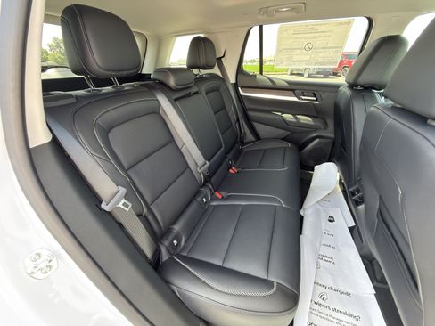 New 2027 GMC Terrain Denali w/ LPO, Floor Liner Package AWD/4WD image 15