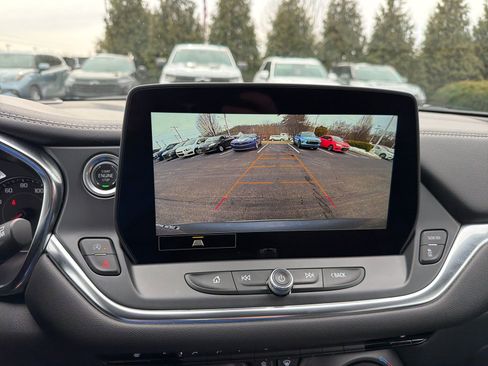 Used 2024 Chevrolet Blazer LT w/ Convenience Package image 17