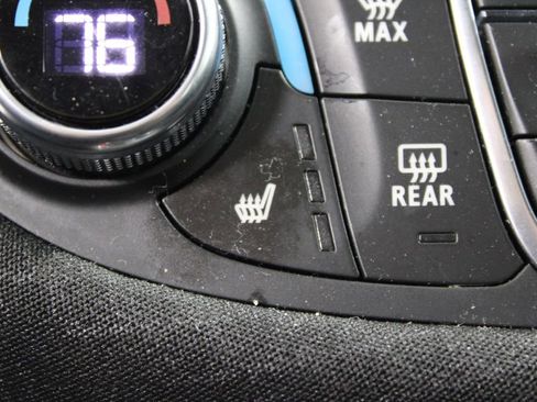 Used 2024 Chevrolet Malibu LT image 42