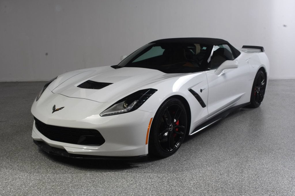 Used 2014 Chevrolet Corvette Stingray Convertible w/ 3LT Preferred Equipment Group RWD image 4