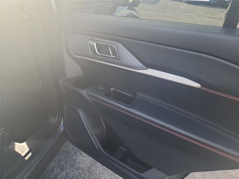New 2026 Ford Explorer ST-Line w/ ST-Line Street Pack image 20