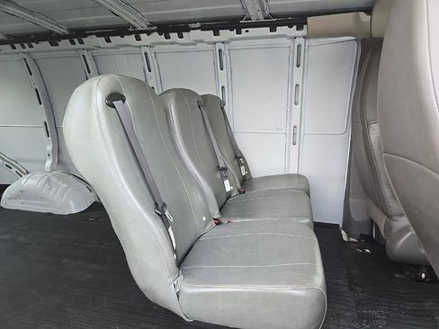 Used 2019 Chevrolet Express 3500 Extended w/ Driver Convenience Package RWD image 17