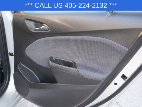 Used 2018 Chevrolet Cruze LT image 24