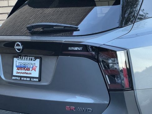 New 2026 Nissan Kicks SR w/ Cold Weather Package AWD/4WD image 17