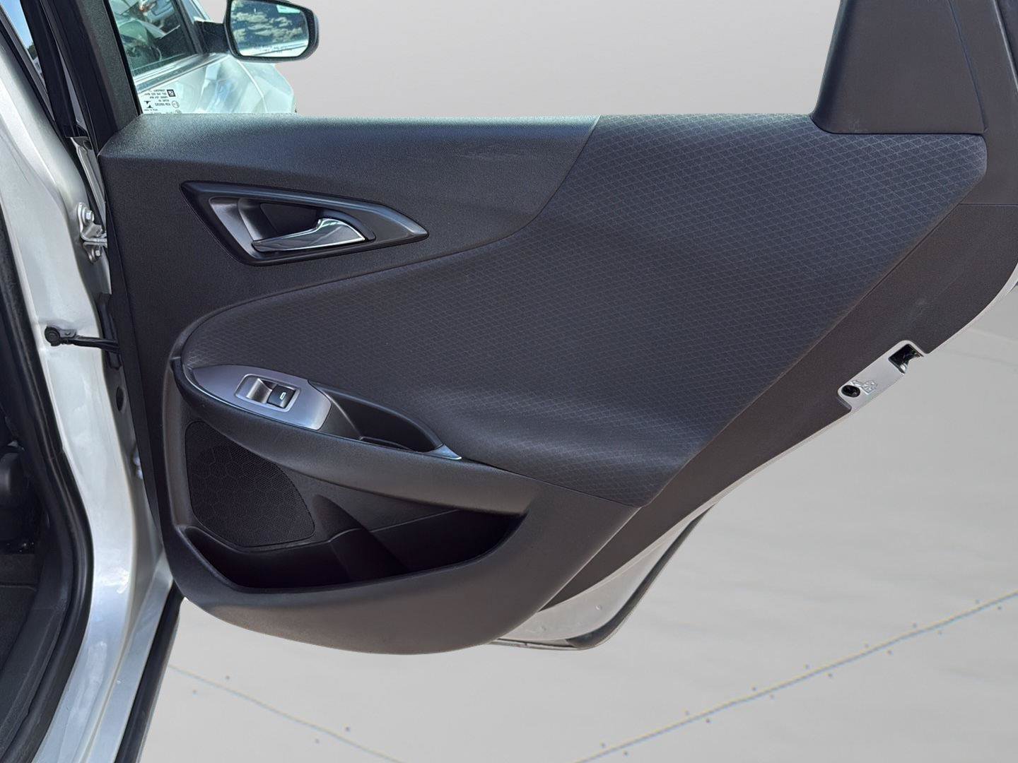 Used 2022 Chevrolet Malibu LT FWD image 21