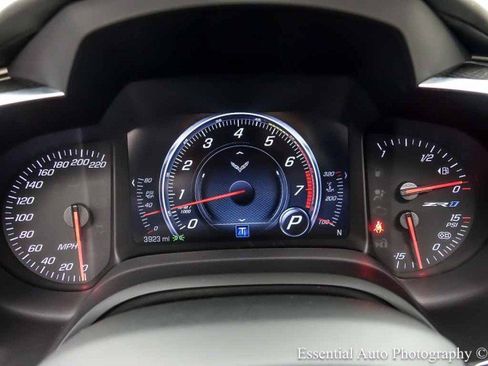 Used 2019 Chevrolet Corvette ZR1 RWD image 15