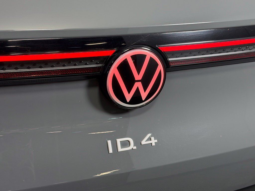 Used 2023 Volkswagen ID.4 Pro S RWD image 13