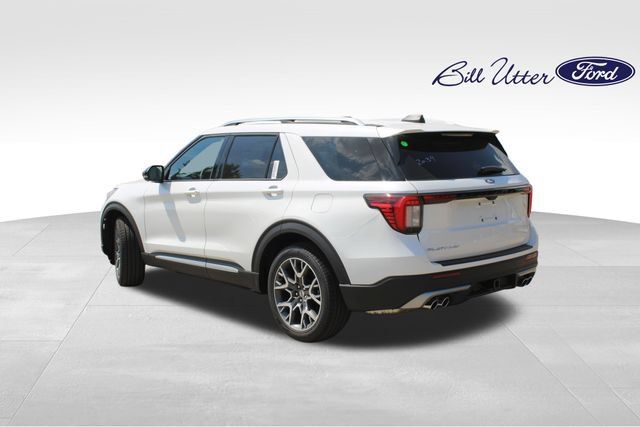 New 2027 Ford Explorer Platinum w/ 3.0L Ultimate Package RWD image 4