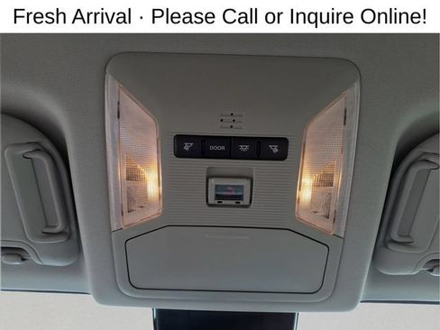 Used 2021 Toyota RAV4 XLE AWD/4WD image 20