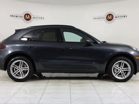 Used 2017 Porsche Macan S AWD/4WD image 2