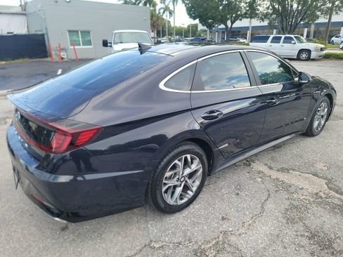 Certified 2023 Hyundai Sonata SEL w/ Convenience Package FWD image 4