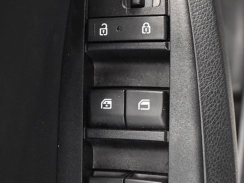 Used 2025 Kia Seltos S FWD image 21