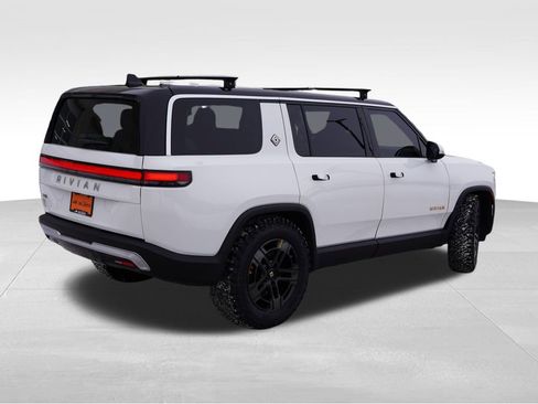 Used 2023 Rivian R1S Adventure image 5