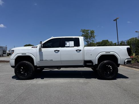 Used 2022 GMC Sierra 2500 Denali w/ Denali Ultimate Package AWD/4WD image 7