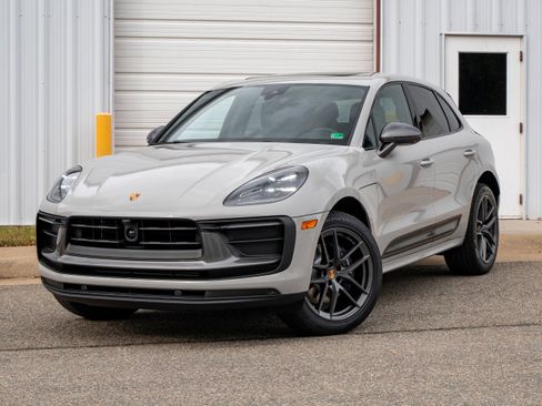 New 2026 Porsche Macan Turbo image 1