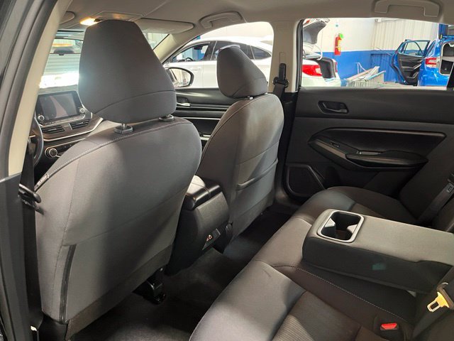Used 2024 Nissan Altima 2.5 SV FWD image 17