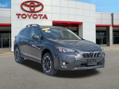 Used 2022 Subaru Crosstrek 2.0i Premium AWD/4WD image 1
