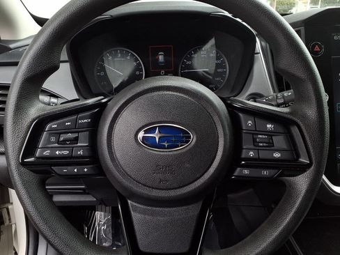 Used 2024 Subaru Crosstrek 2.0i Premium w/ Popular Package #3 AWD/4WD image 12