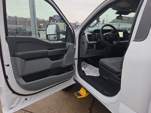 New 2026 Ford F350 XLT AWD/4WD image 16