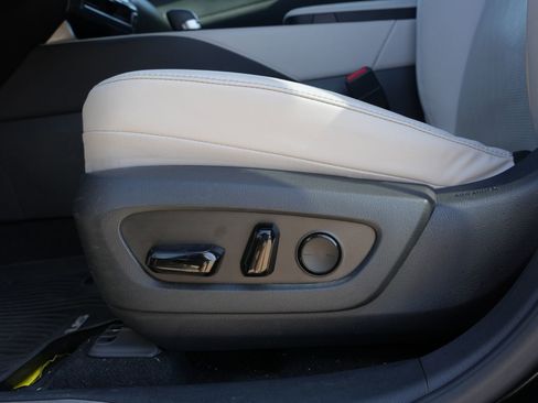 Used 2023 Lexus RX 350 Premium Plus w/ Cold Area Package FWD image 17
