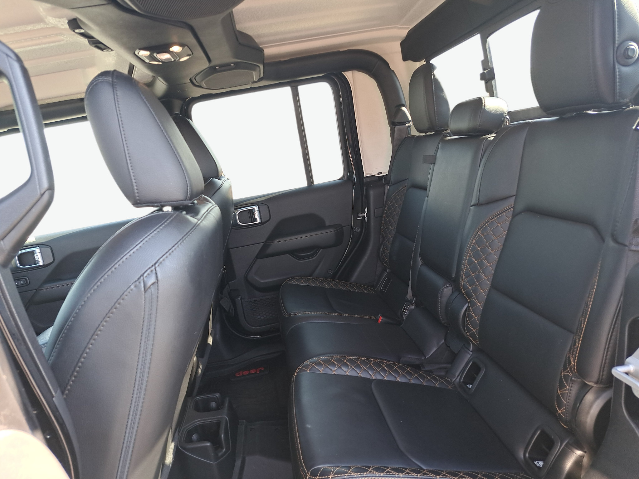 Certified 2021 Jeep Gladiator Overland AWD/4WD image 14