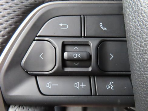 Used 2024 Toyota Tacoma Trailhunter Crew Cab image 46