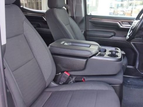 Used 2024 Chevrolet Silverado 1500 LT w/ Z71 Off-Road Package AWD/4WD image 31