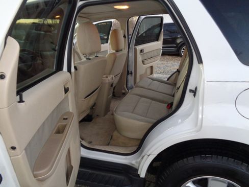Used 2012 Ford Escape XLT image 15