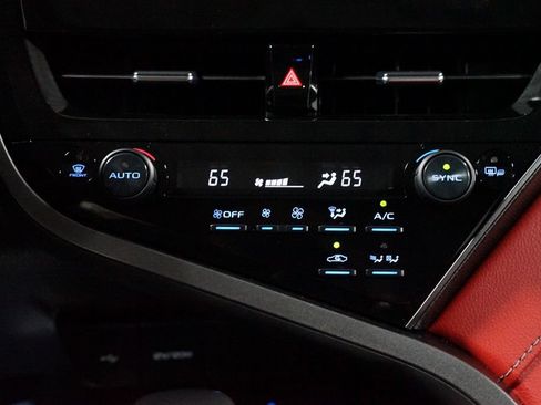 Certified 2022 Toyota Camry XSE FWD image 20
