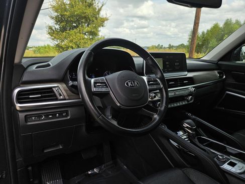 Used 2021 Kia Telluride EX w/ EX Premium Package image 11