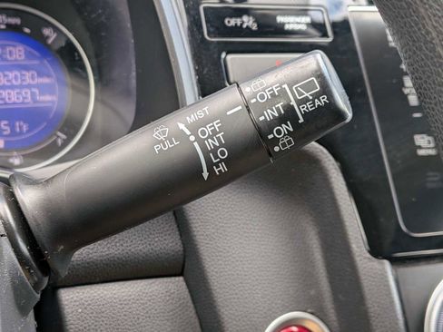 Used 2015 Honda Fit EX image 25