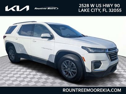 Used 2023 Chevrolet Traverse LT