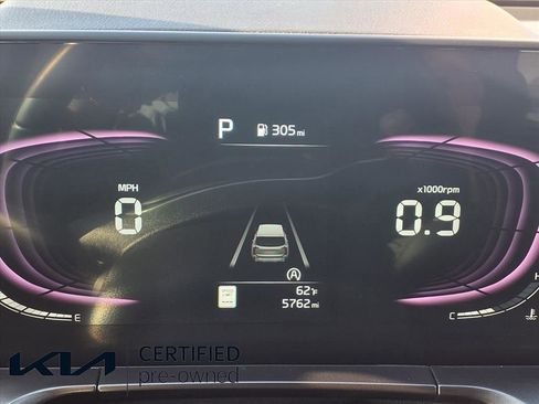 Certified 2025 Kia Telluride S image 13